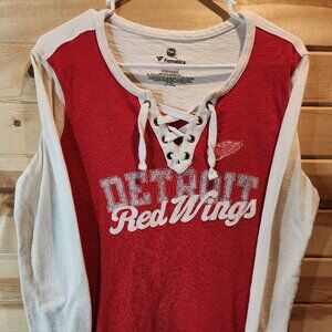 Women's Detroit Red Wings top - size large